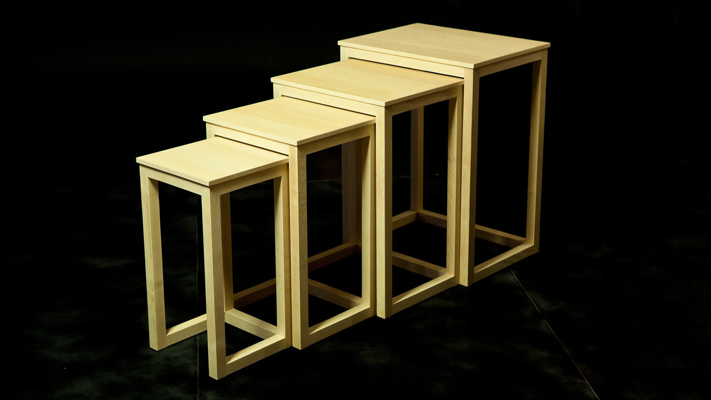 Table in wood set of 4