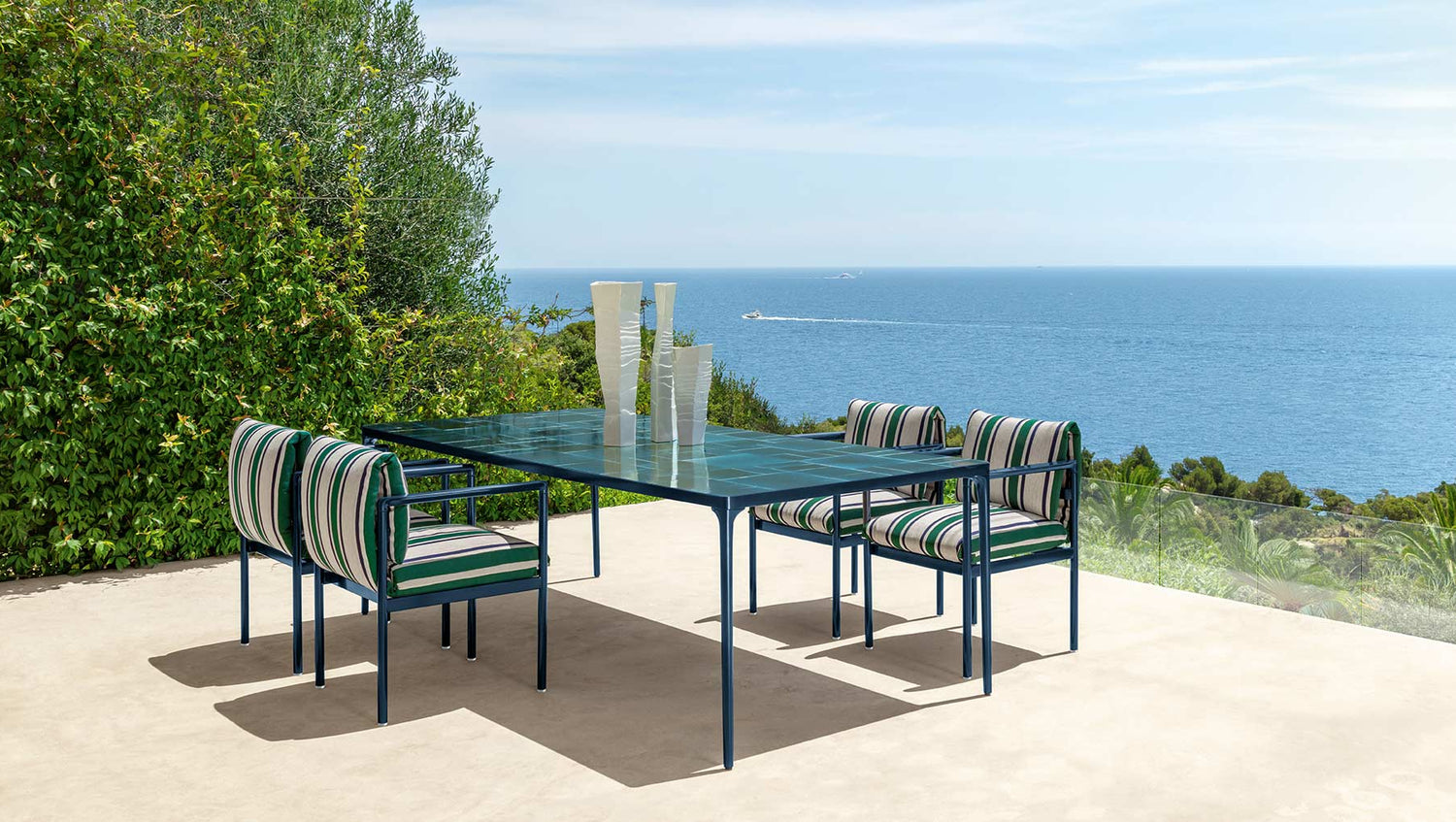 Nalu chaise de salle à manger pour l'extérieur