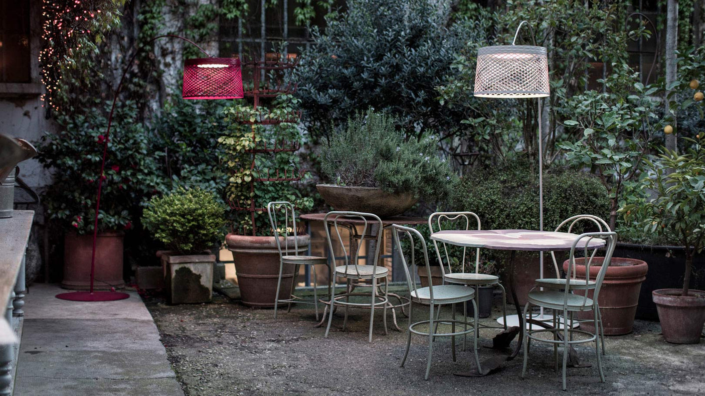 Twiggy Grid outdoor floor lamp by Foscarini