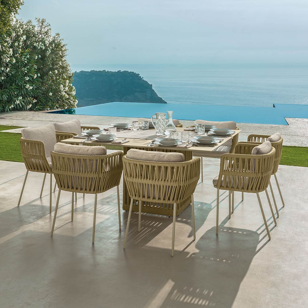 Outdoor dining tables