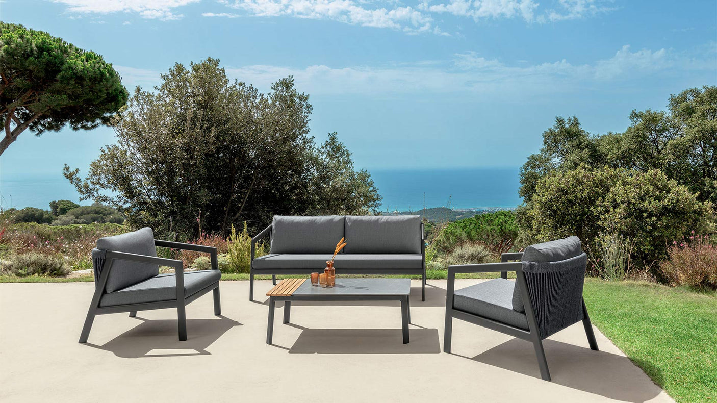 Set nova n. 1 canapé + n. 2 fauteuils + n. 1 table basse pour l'extérieur