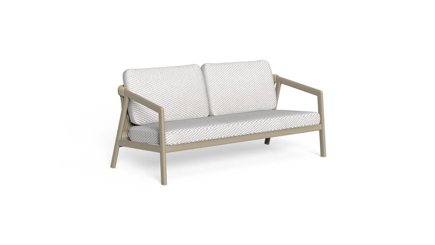 Set nova n. 1 canapé + n. 2 fauteuils + n. 1 table basse pour l'extérieur
