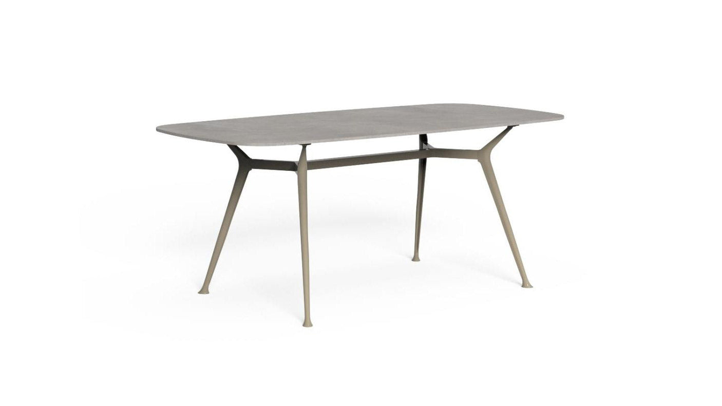 Nova table à manger pour l'extérieur