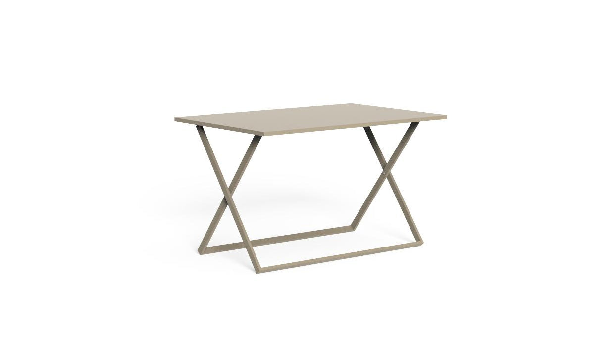 Queen folding table