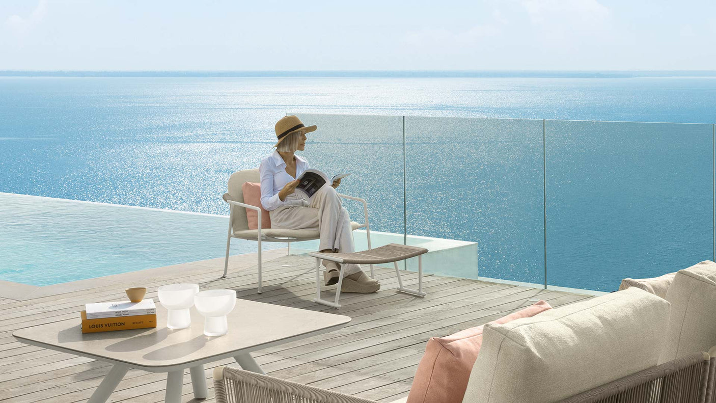 Coral outdoor ottoman