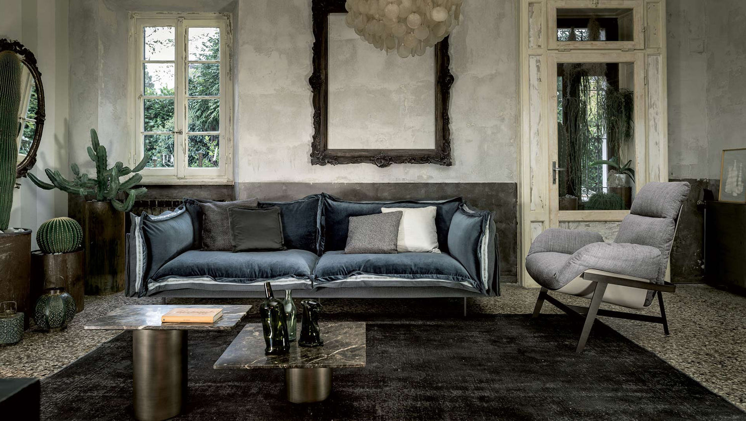 Auto-Reverse sofa by Giuseppe Viganò