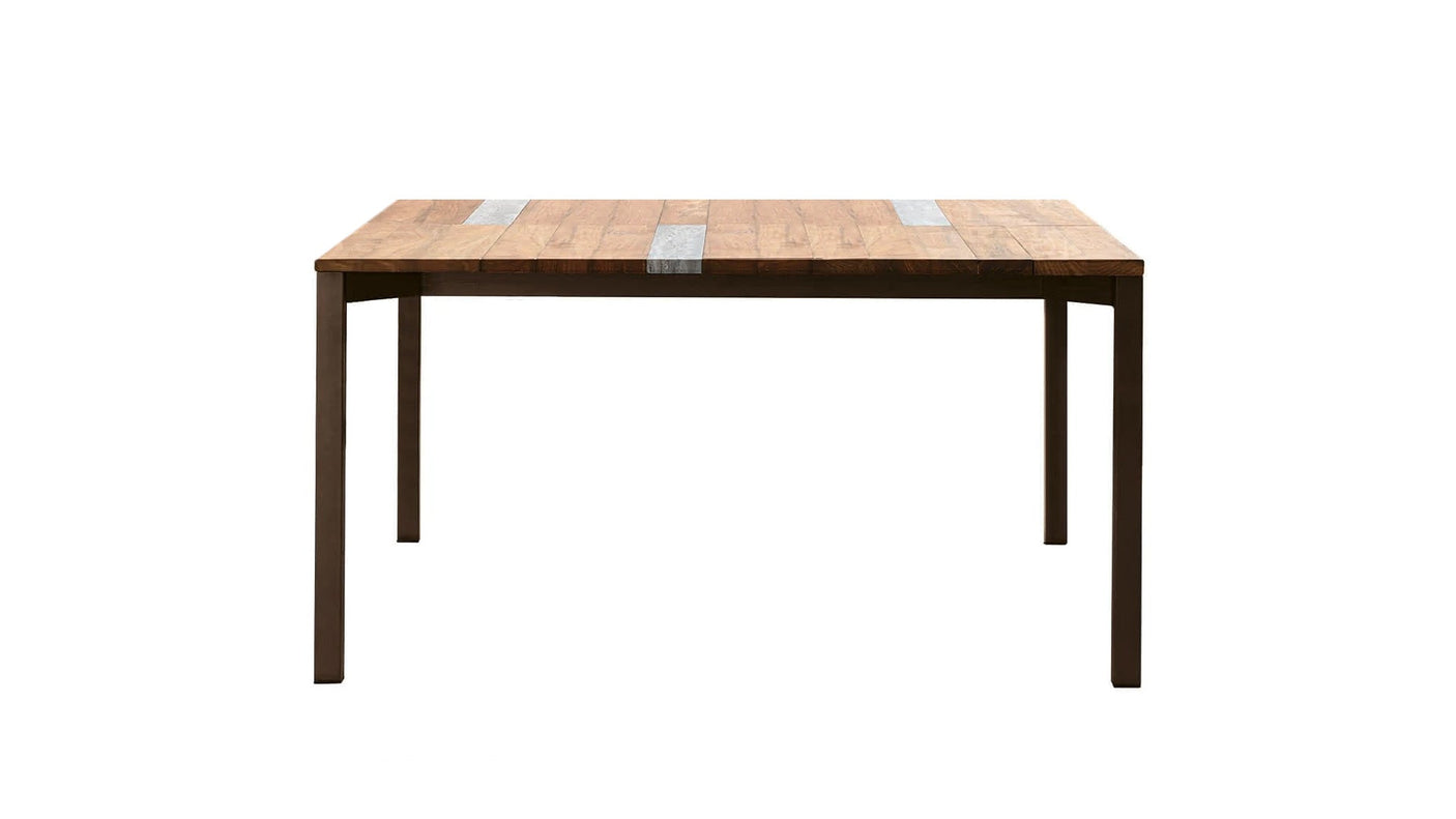 Casilda outdoor dining table