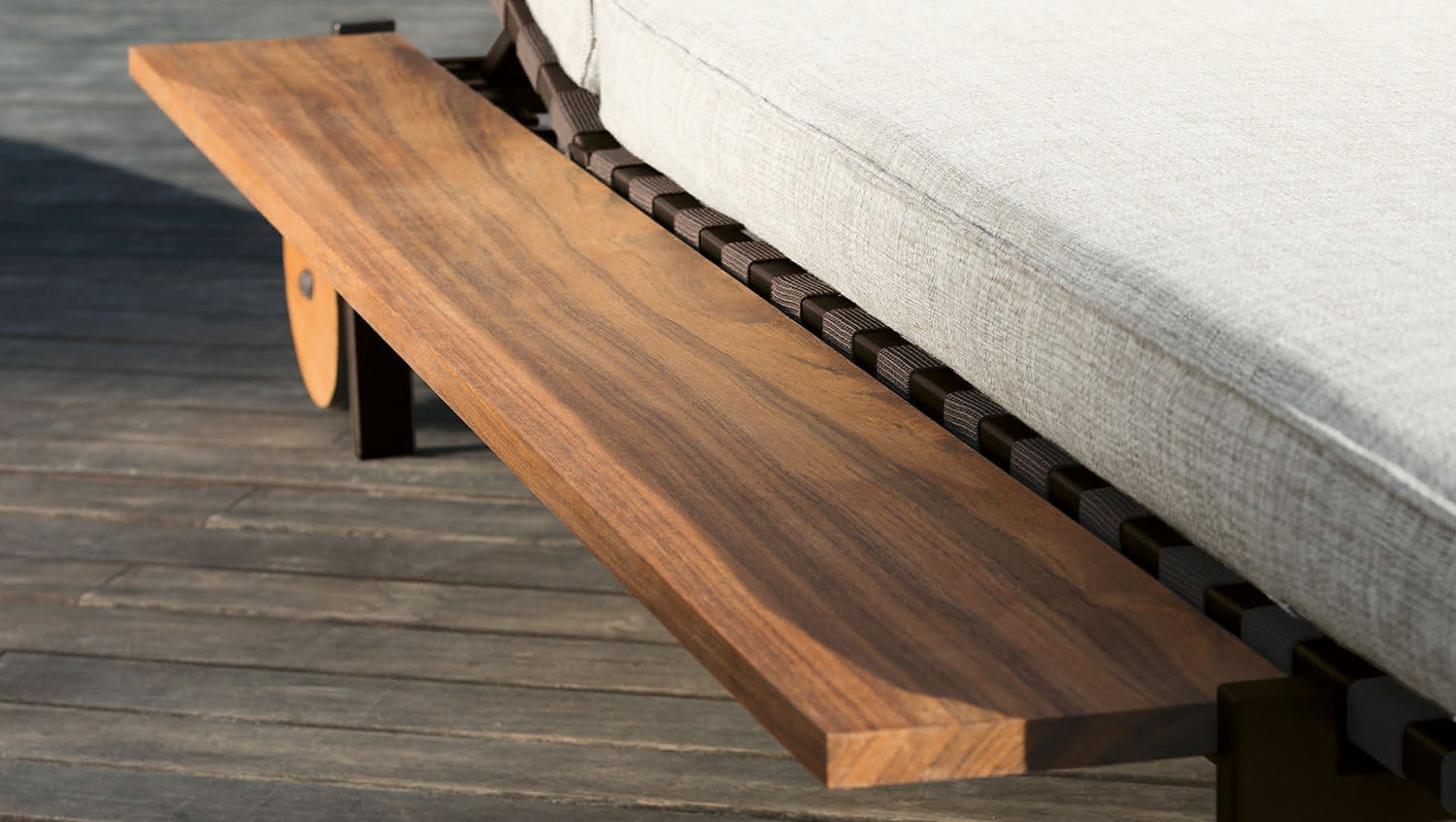 CASILDA Collection-Chaise longue moderne de jardin 3