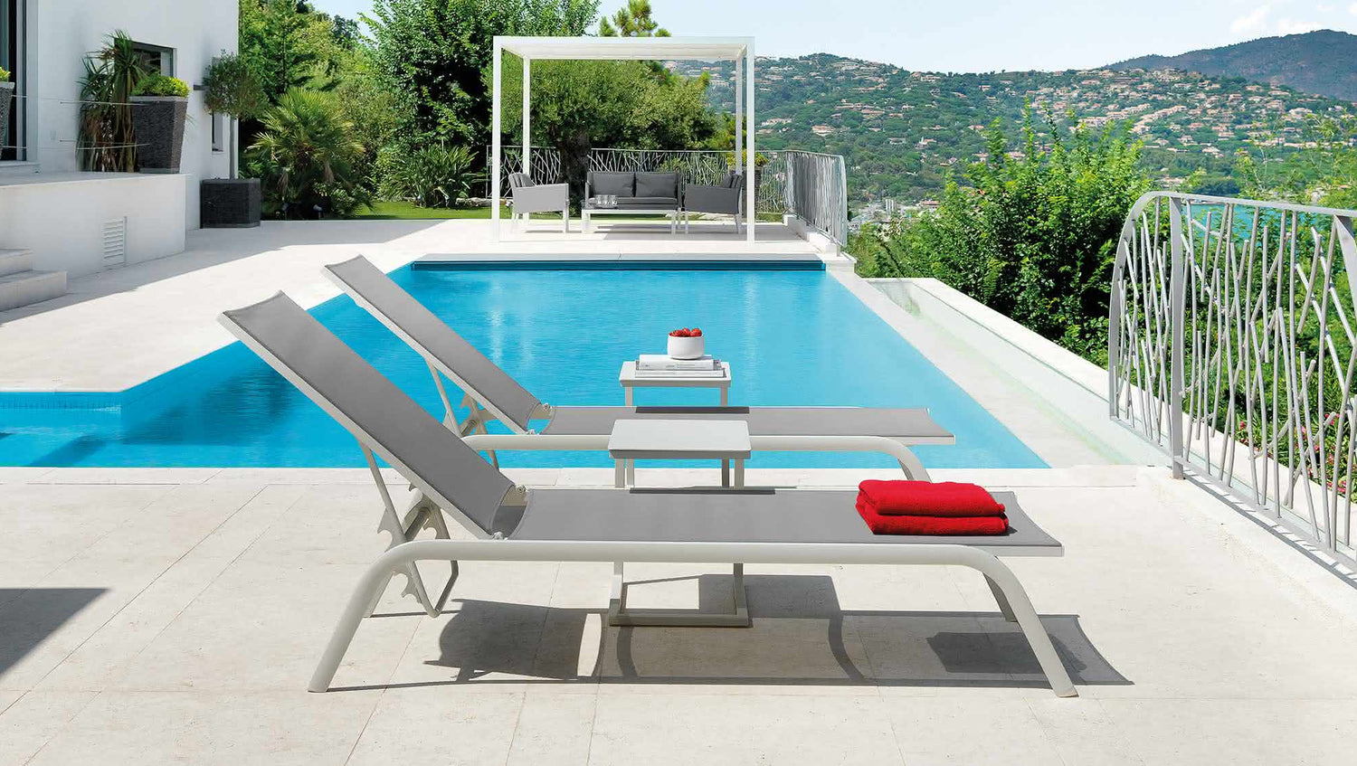 Lounger CDI Collection Step Sunbed 1