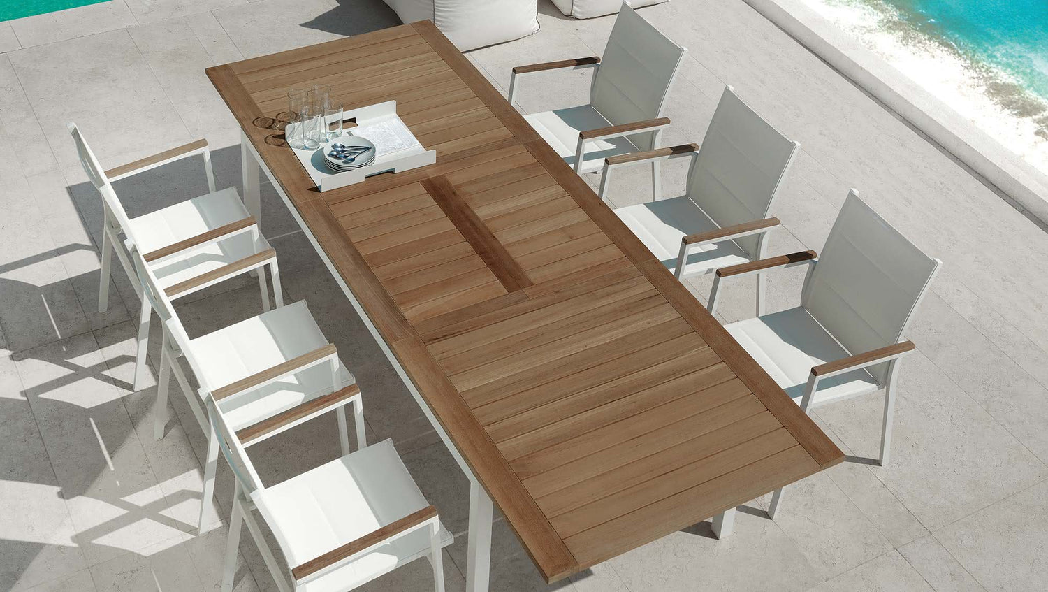 Table CDI Collection Timber Table 2