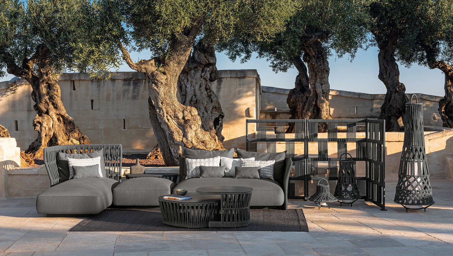 Cliff Déco outdoor coffee table