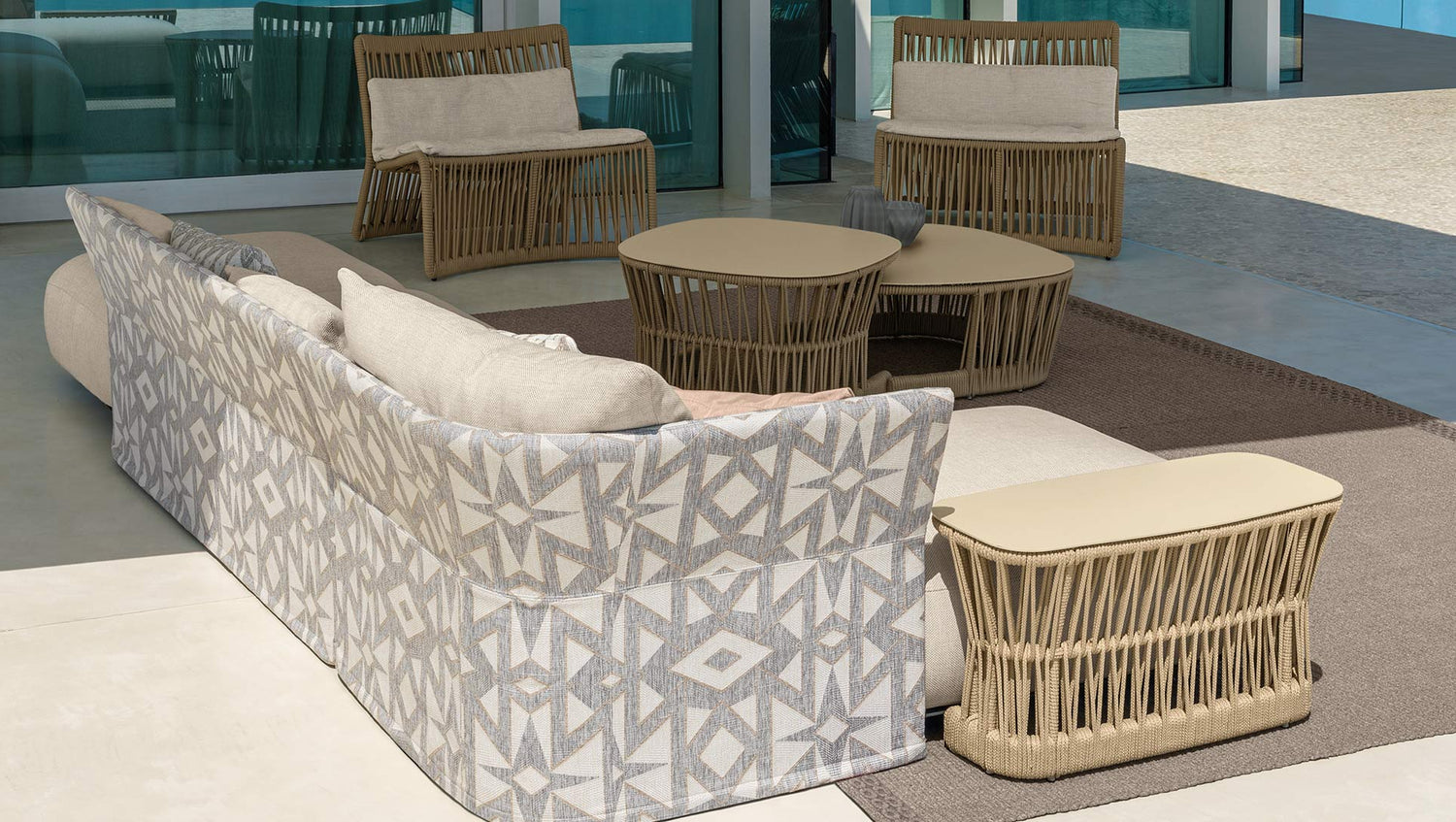 Cliff Déco outdoor coffee table