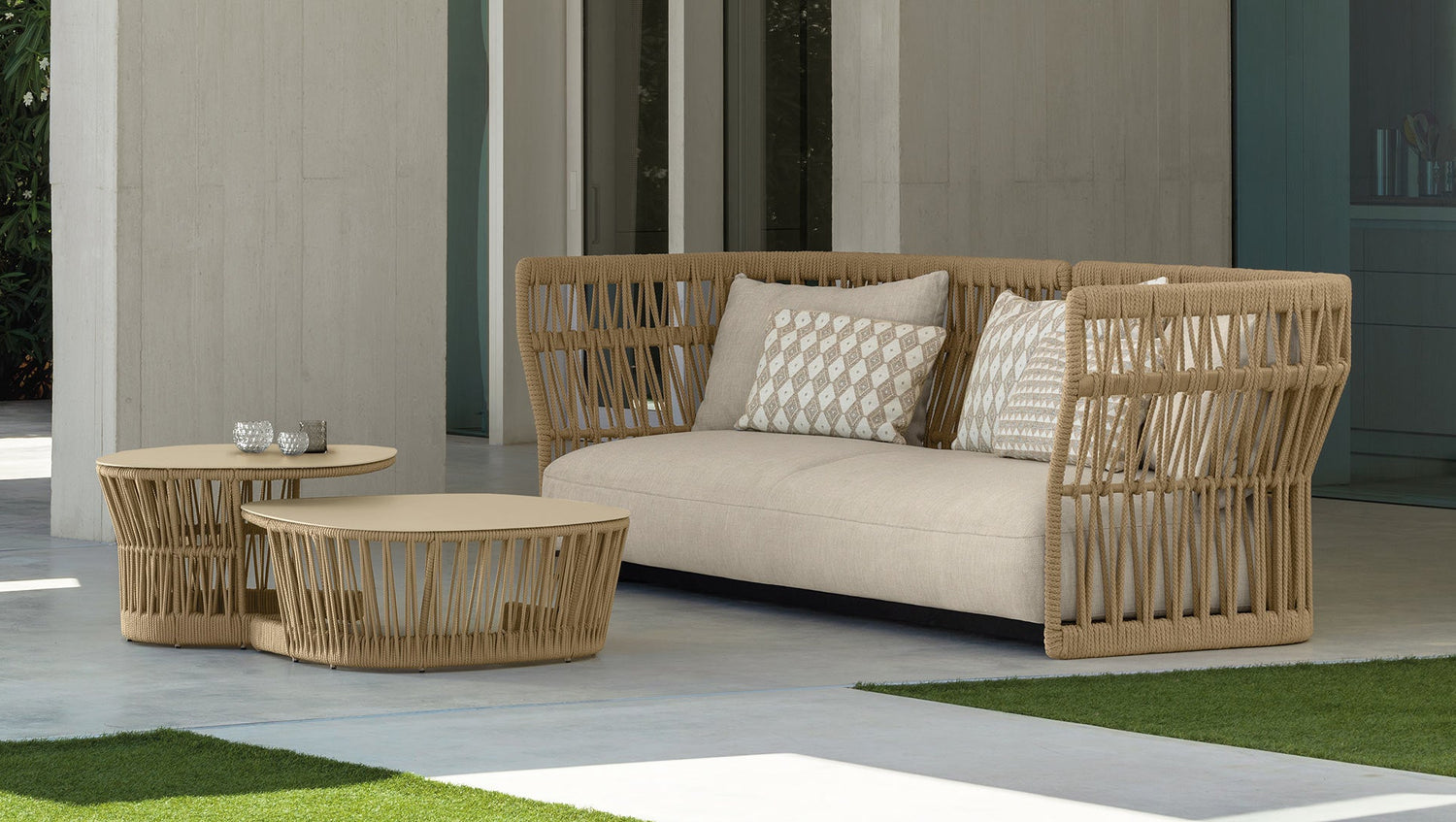 Cliff Déco outdoor coffee table
