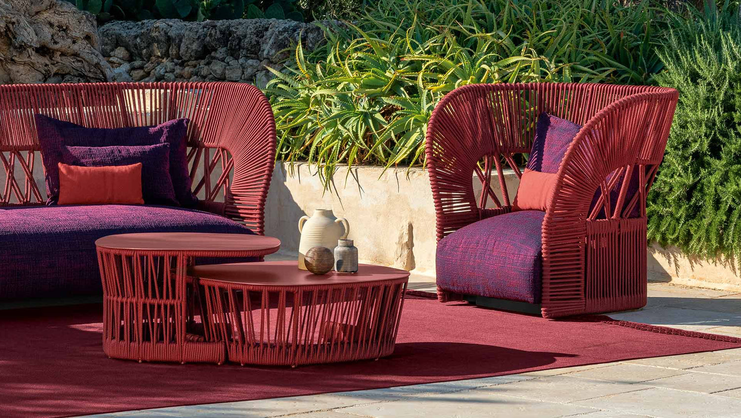 Cliff Déco outdoor lounge armchair