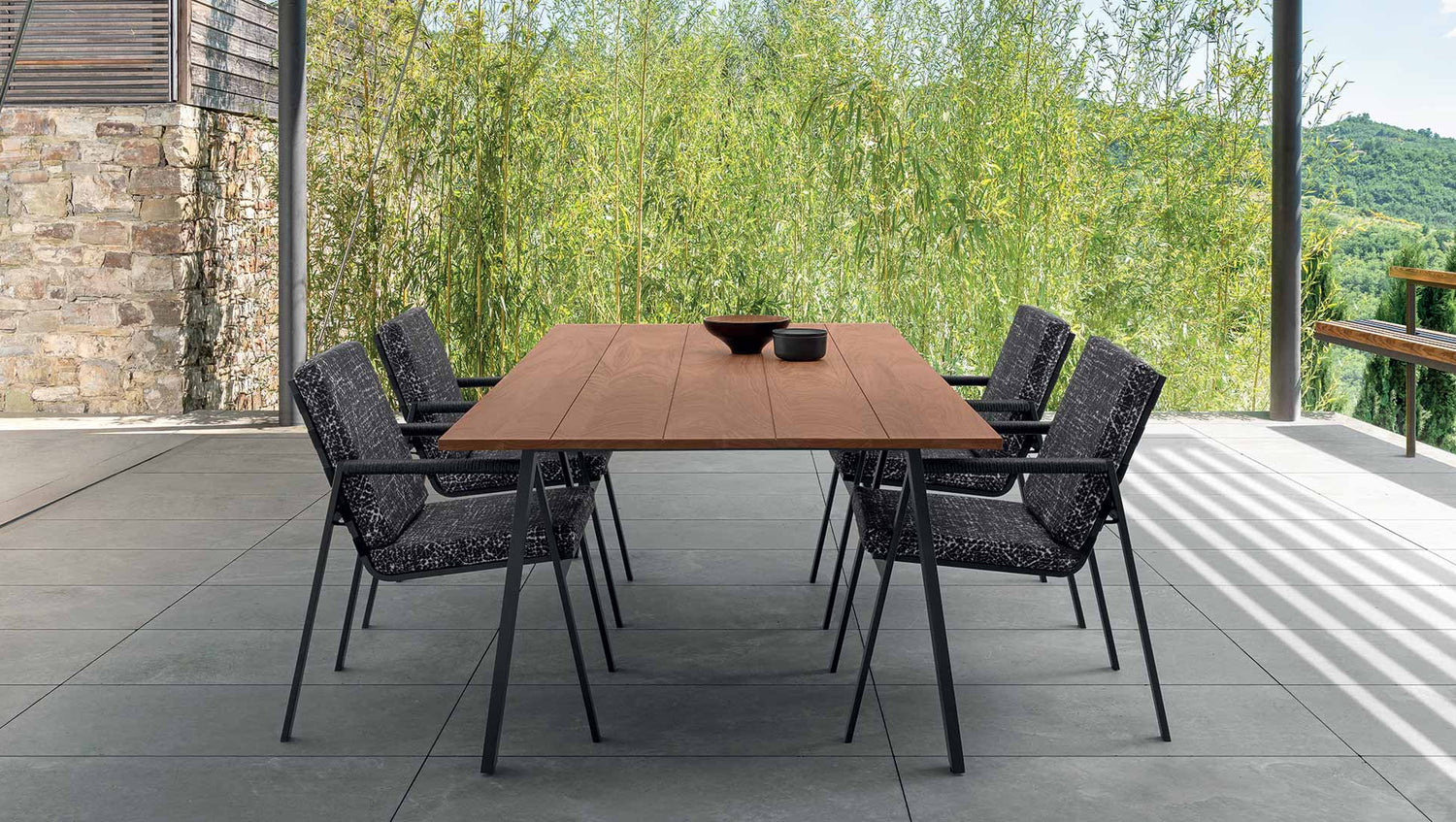 Cottage outdoor dining armchair