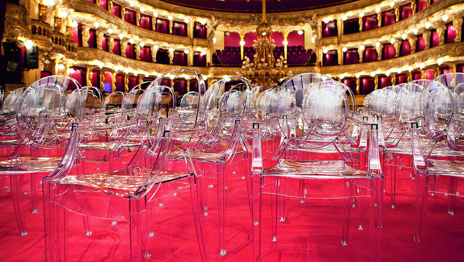 Louis Ghost Kleiner Stuhl by Kartell