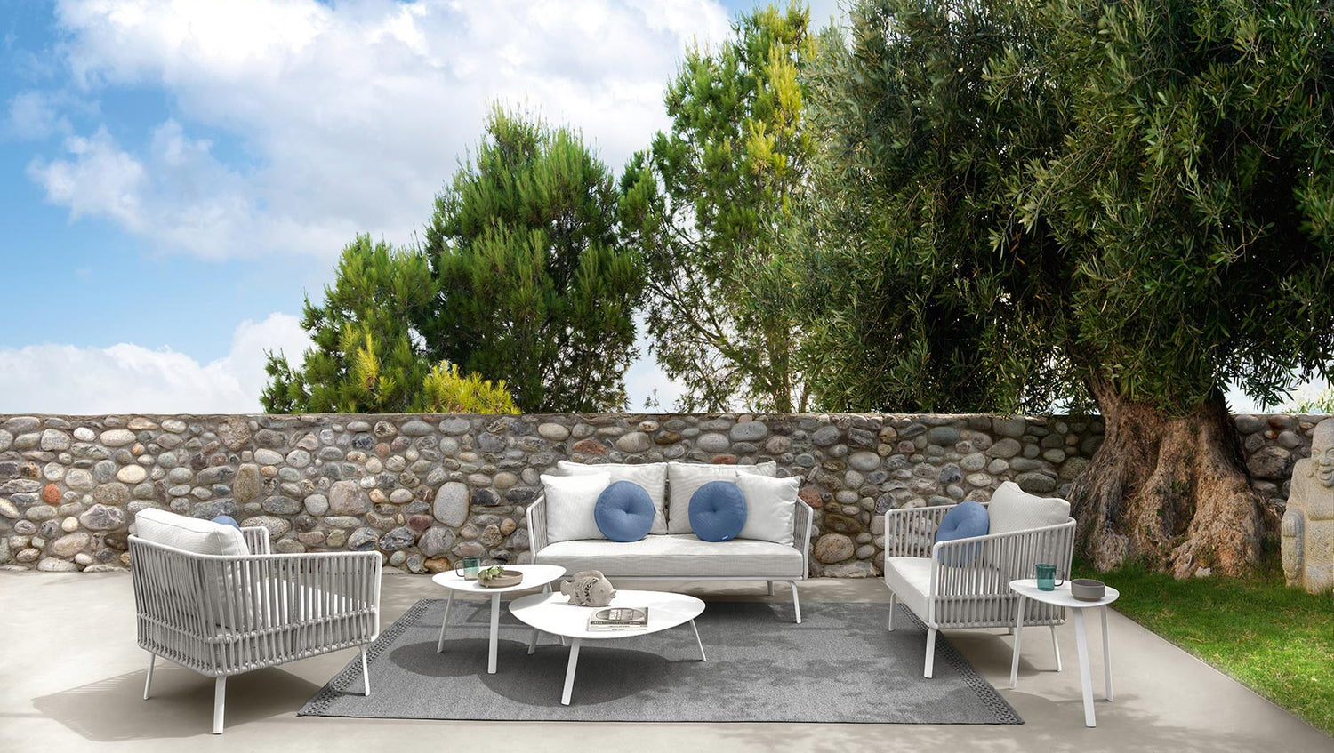 Milo outdoor living armchair