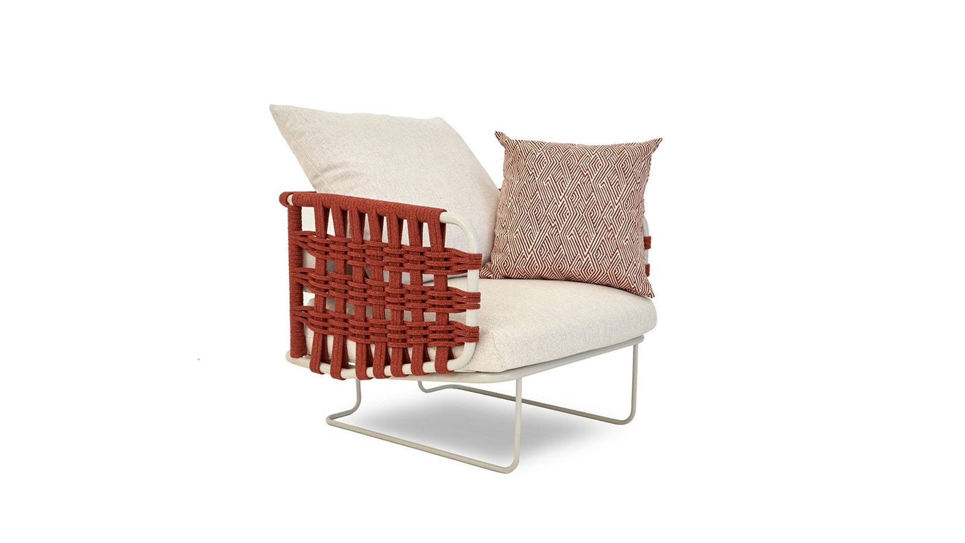 Nido outdoor armchair