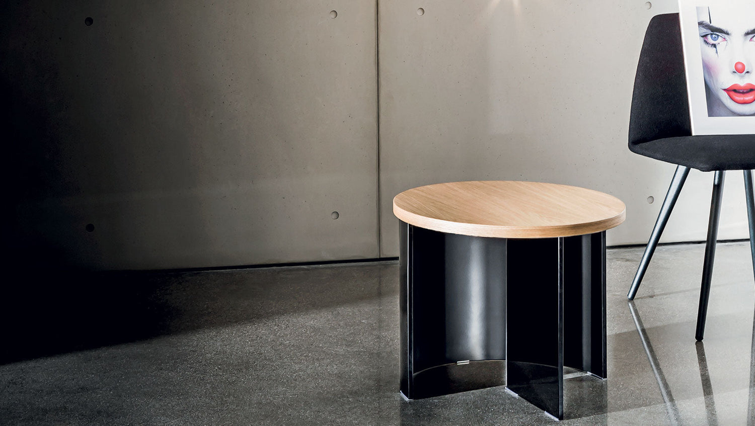 REGOLO Round Coffee Table