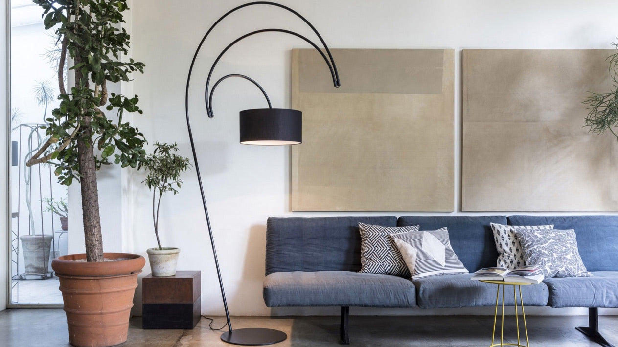 Sott'Archi floor lamp by Mogg